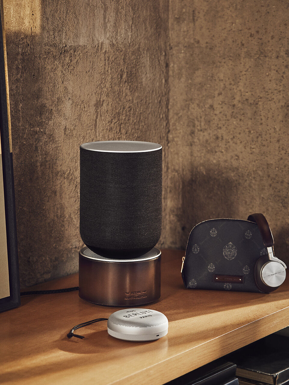 Loa Beosound Balance.