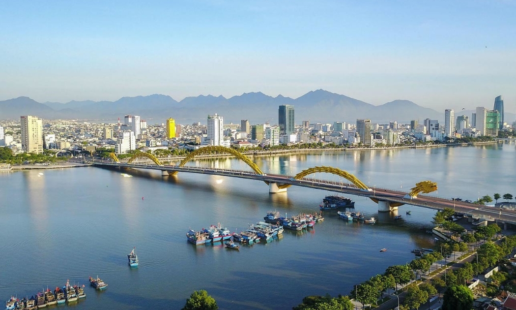 TP. Đà Nẵng triển khai hàng loạt chính sách hỗ trợ doanh nghiệp, các hộ kinh doanh và người lao động, phấn đấu GRDP năm 2022 tăng 6-7%.