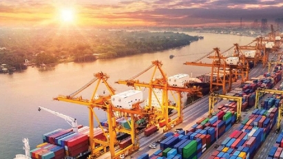 Trade surplus gets boost from foreign enterprises