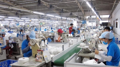 Giant companies also hit by pandemic