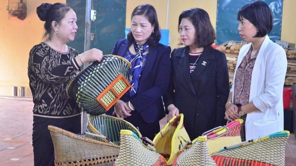 Tăng lực cho doanh nhân nữ đủ sức “vượt cạn”