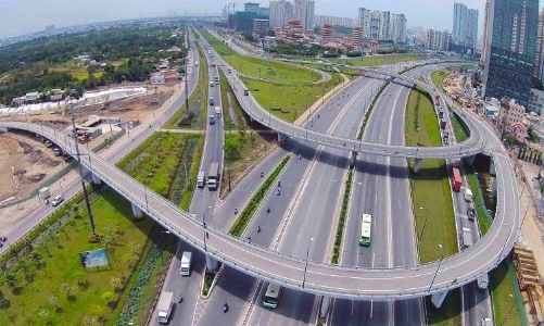 5 năm tới, đưa vào khai thác gần 1.200km đường cao tốc, ưu tiên vùng có sức lan tỏa
