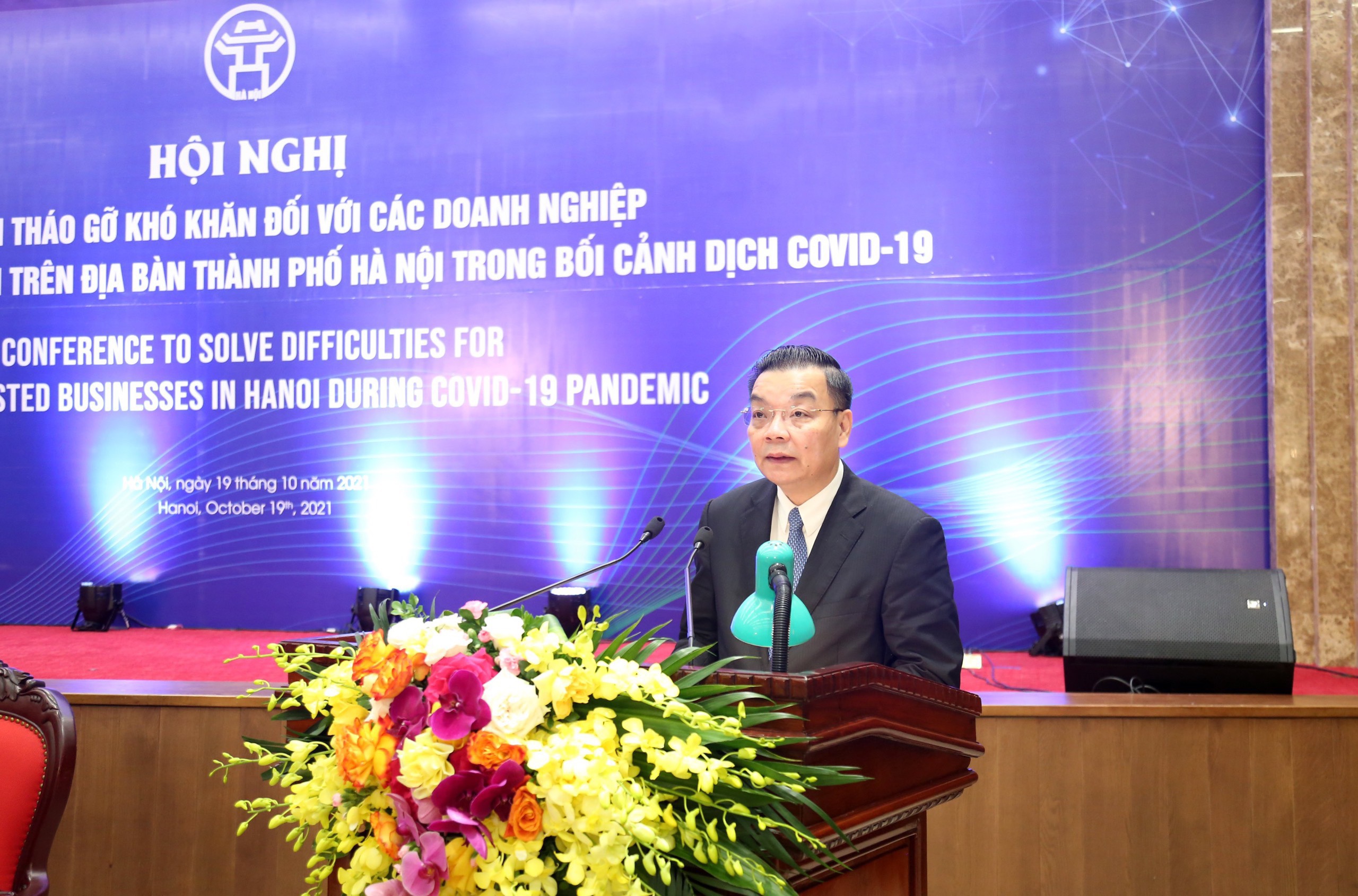 &Ocirc;ng Chu Ngọc Anh, Chủ tịch UBND Th&agrave;nh phố H&agrave; Nội ph&aacute;t biểu tại hội nghị.