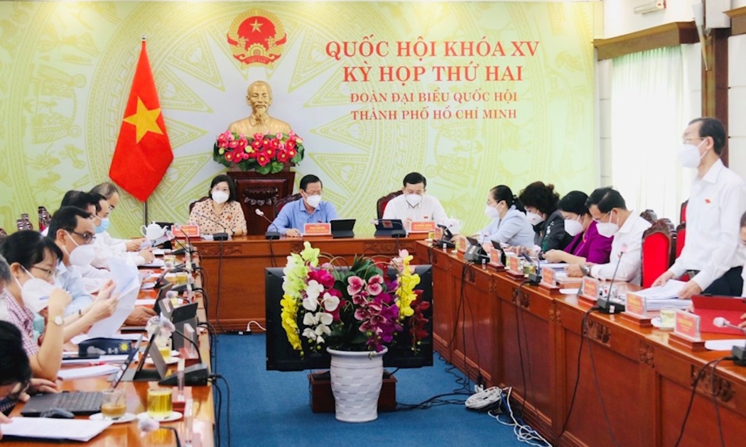Phiên thảo luận tại tổ của Đoàn đại biểu Quốc hội TP.HCM sáng 21/10/2021.