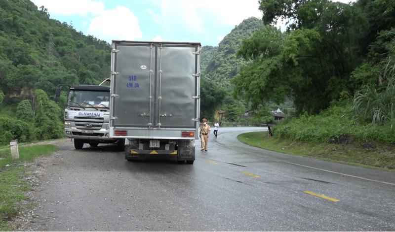 National Highway No. 3 passing through Bac Kan.