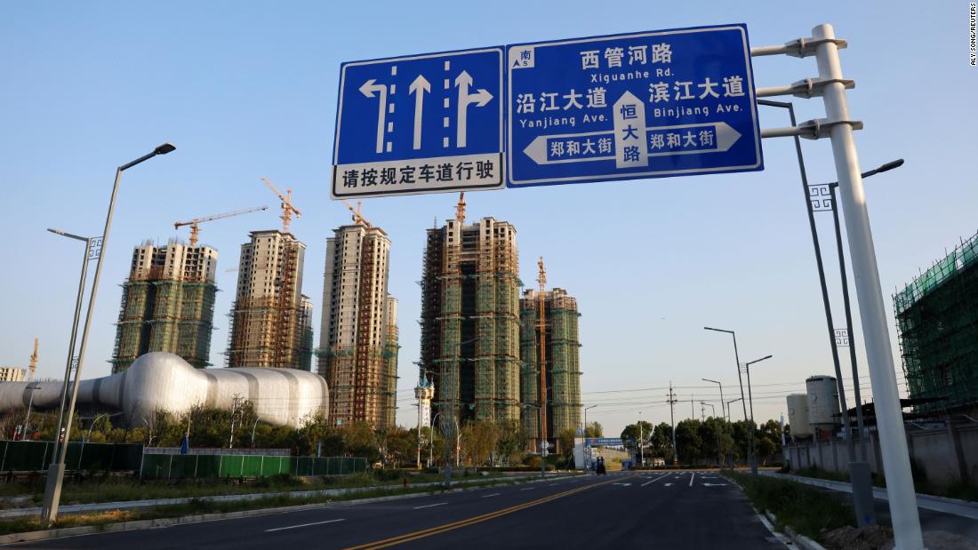 Một dự án dang dở của Evergrande ở Tô Châu, Giang Tô, tháng 9/2012 - Ảnh: Reuters.