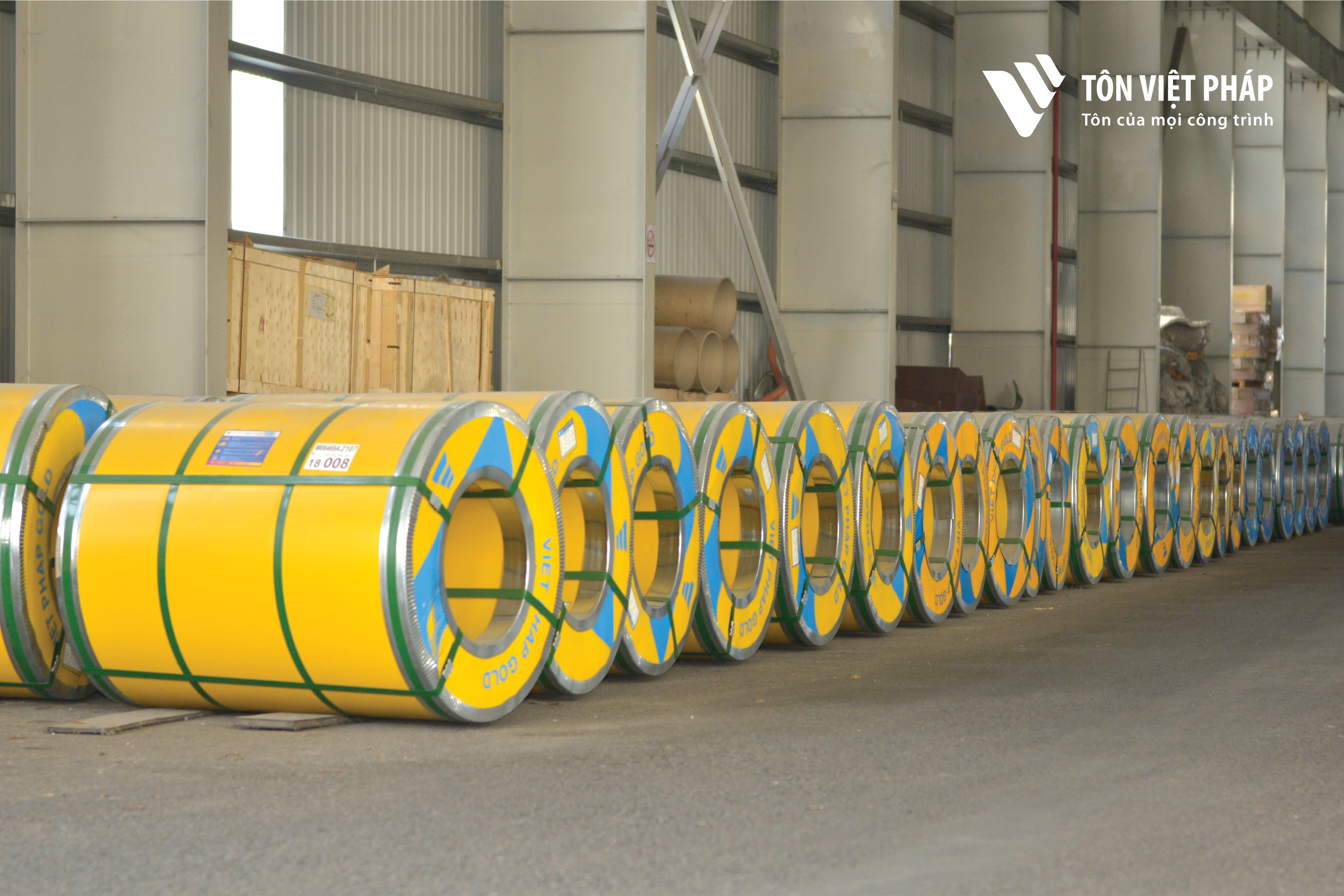 Công ty Cổ phần Tôn thép Việt Pháp ra mắt sản phẩm mới Tôn Việt Pháp Gold.