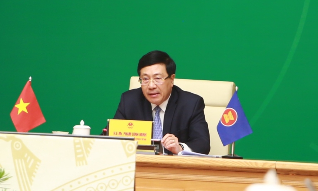 Phó Thủ tướng Thường trực Chính phủ Phạm Bình Minh phát biểu tại Hội nghị ASEAN BIS - Ảnh: VGP.