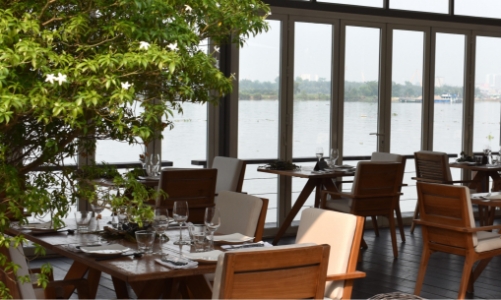 Hàng quán phục vụ tại chỗ TP.HCM: Doanh nghiệp còn nhiều e ngại