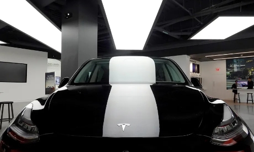 Tesla chính thức đạt vốn hóa thị trường 1 nghìn tỷ USD