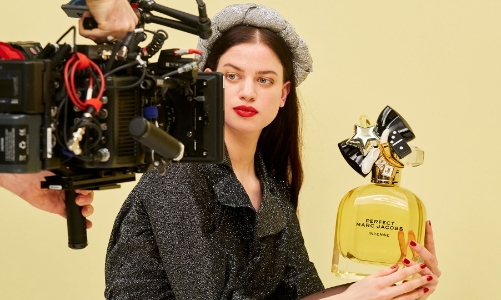 Marc Jacobs ra mắt dòng nước hoa Perfect Intense