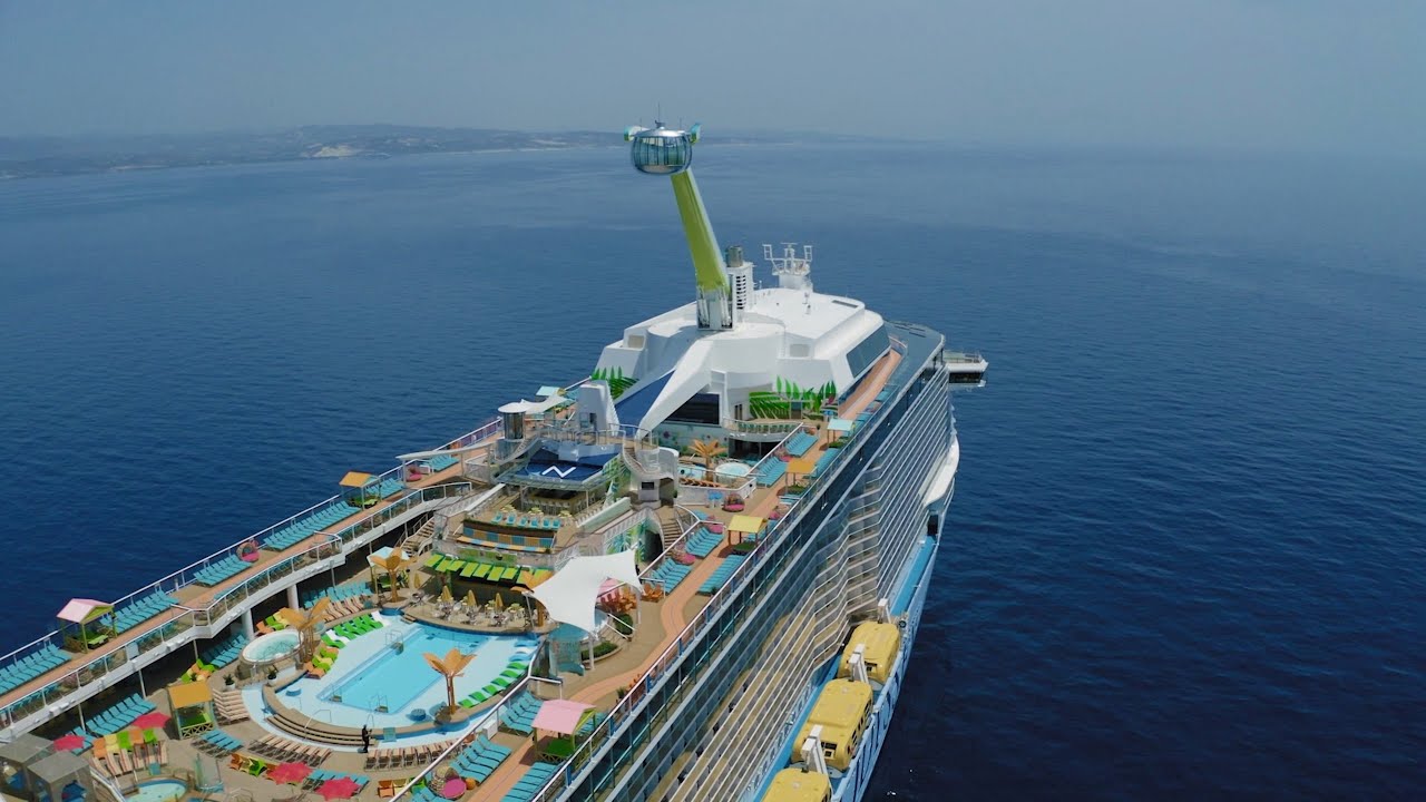 T&agrave;u Serenade of the Seas sẽ gh&eacute; 2 điểm đến ở Việt Nam l&agrave; Nha Trang (21/4/2024) v&agrave; TP.HCM (22/4/2024).