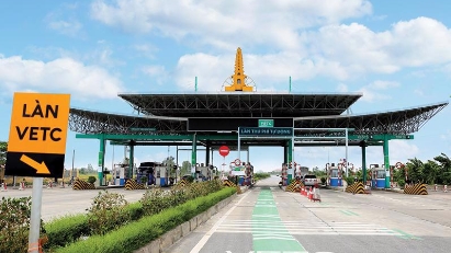 Deputy PM seeks improvements to automated toll booths