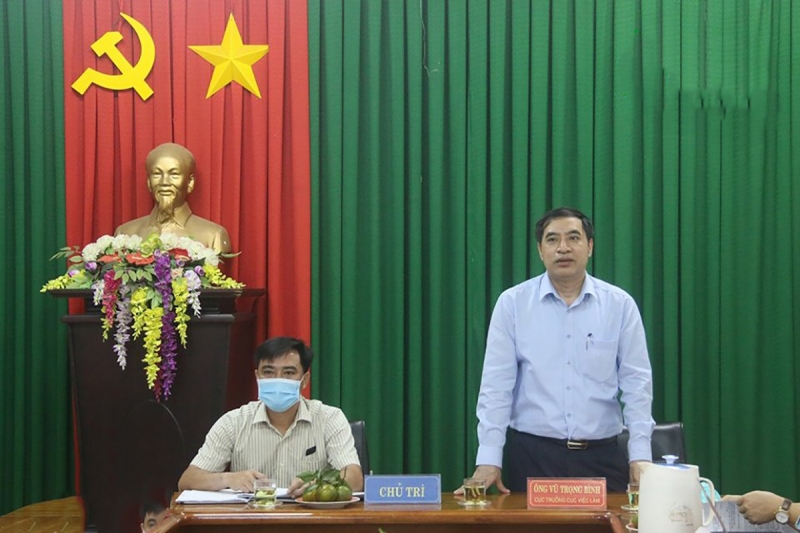 Đoàn công tác Bộ Lao động - Thương binh và Xã hội do Cục trưởng Cục Việc làm Vũ Trọng Bình dẫn đầu làm việc tại Đắc Nông.