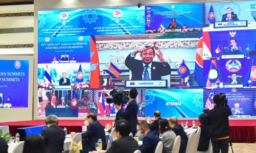 ASEAN bế mạc hội nghị cấp cao và chuyển giao cương vị chủ tịch 2022