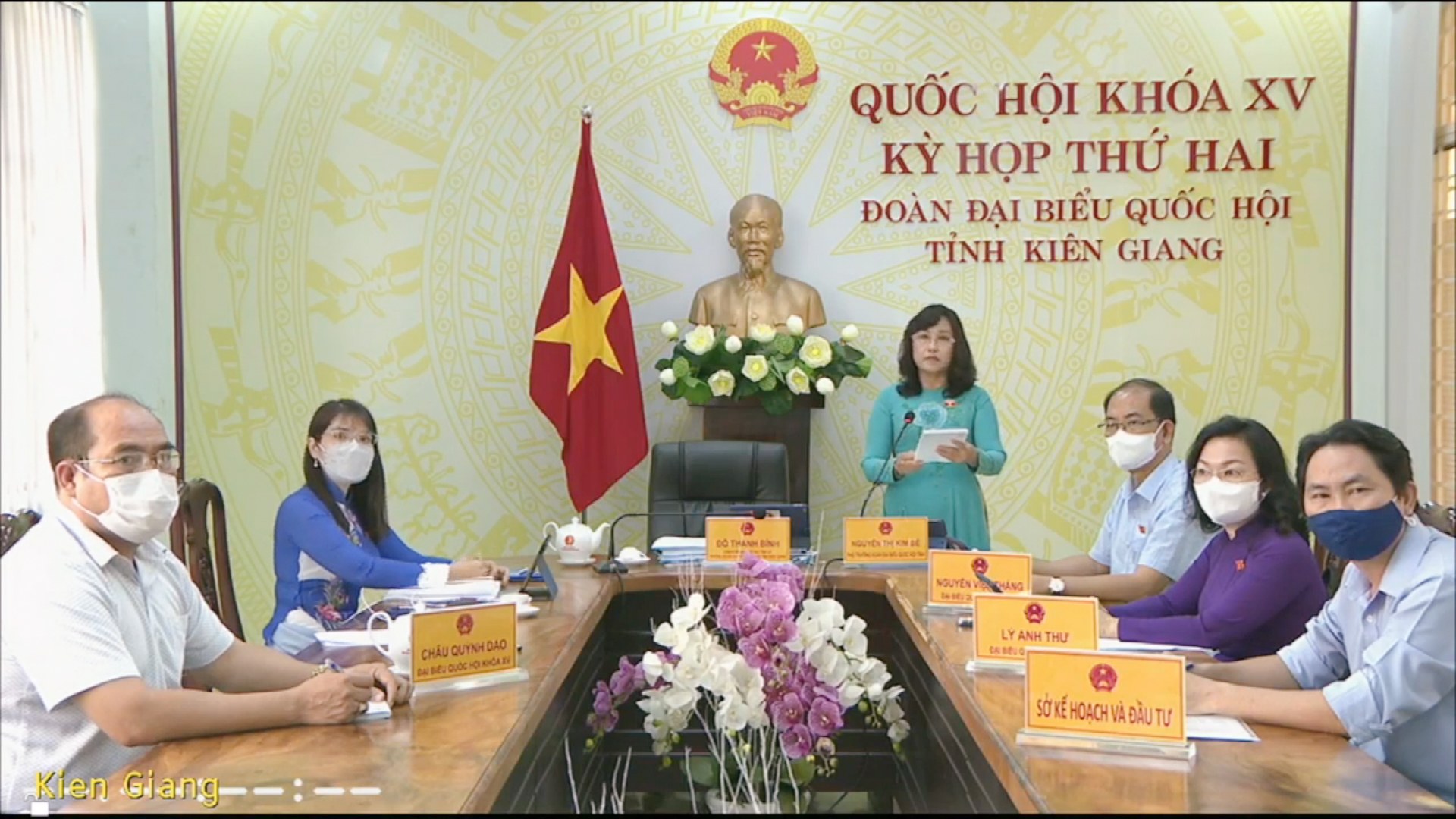 Đại biểu Nguyễn Thị Kim B&eacute; - Đo&agrave;n đại biểu Quốc hội tỉnh Ki&ecirc;n Giang, thảo luận trực tuyến tại điểm cầu Ki&ecirc;n Giang - Ảnh: Quochoi.vn