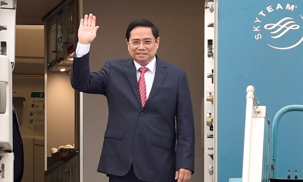Thủ tướng Phạm Minh Chính dẫn đầu Đoàn đại biểu cấp cao Việt Nam rời Hà Nội bắt đầu chuyến công tác tại Anh và Pháp - Ảnh: VGP