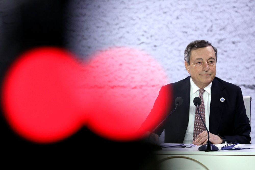 Thủ tướng Italy Mario Draghi tại thượng đỉnh G20 tại Rome ngày 31/10 - Ảnh: Bloomberg