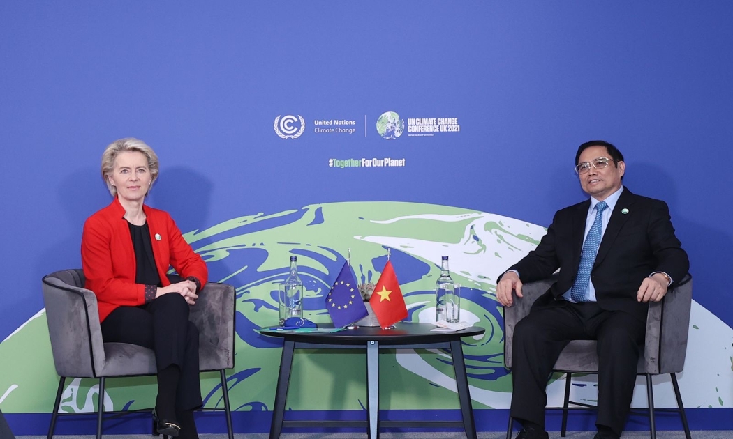 Thủ tướng Phạm Minh Chính gặp Chủ tịch EC Ursula von der Leyen -  Ảnh: TTXVN