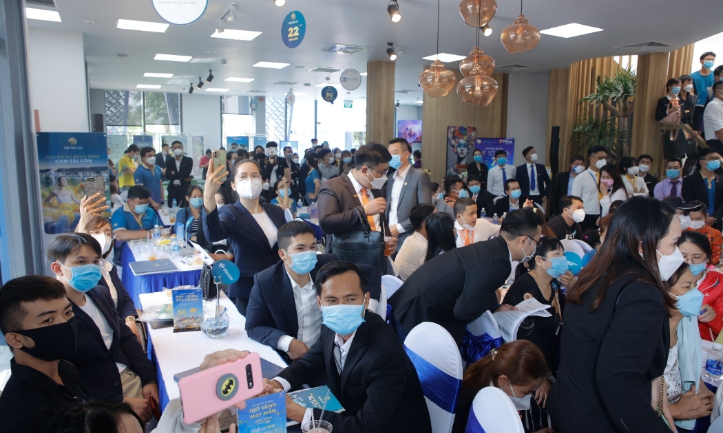 Sự kiện thu hút đông đảo khách hàng, nhà đầu tư và chuyên gia tư vấn.