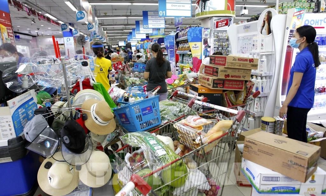 Từ đầu tháng 10/2021, các hoạt động thương mại, dịch vụ, mua sắm của người dân tăng cao trở lại.