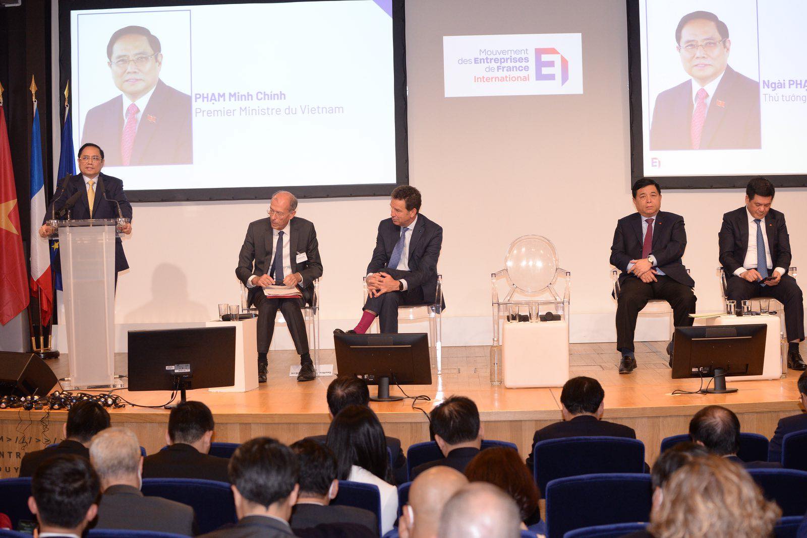 Thủ tướng cho biết&nbsp;quan hệ Việt Nam v&agrave; Ph&aacute;p l&agrave; quan hệ c&oacute; t&iacute;nh &ldquo;duy&ecirc;n nợ&rdquo;, s&acirc;u sắc, to&agrave;n diện, truyền thống, c&oacute; nền tảng l&acirc;u năm, từ những thế kỷ trước - Ảnh: TTXVN