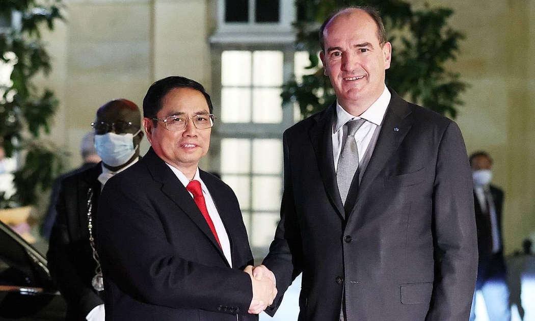 Thủ tướng Phạm Minh Chính và Thủ tướng Pháp Jean Castex - Ảnh: TTXVN
