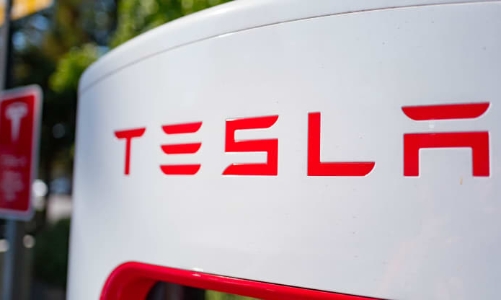 Nhà đầu tư lãi bao nhiêu nếu mua cổ phiếu Tesla 1, 5 và 10 năm trước?