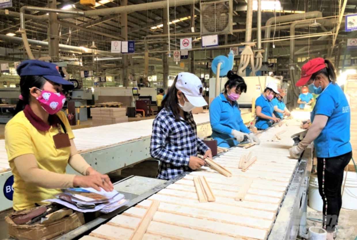 Số ca nhiễm Covid-19 tại c&aacute;c doanh nghiệp tại Đồng Nai những ng&agrave;y gần đ&acirc;y đ&atilde; tăng so với thời gian thực hiện 