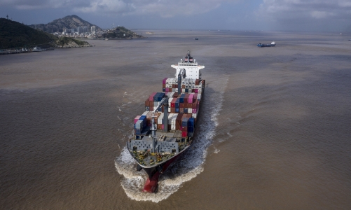 Xuất khẩu tăng mạnh, Trung Quốc thặng dư thương mại kỷ lục