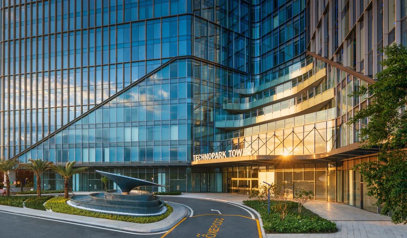 TechnoPark Tower được trang bị nhiều t&iacute;nh năng th&ocirc;ng minh kh&aacute;c biệt.