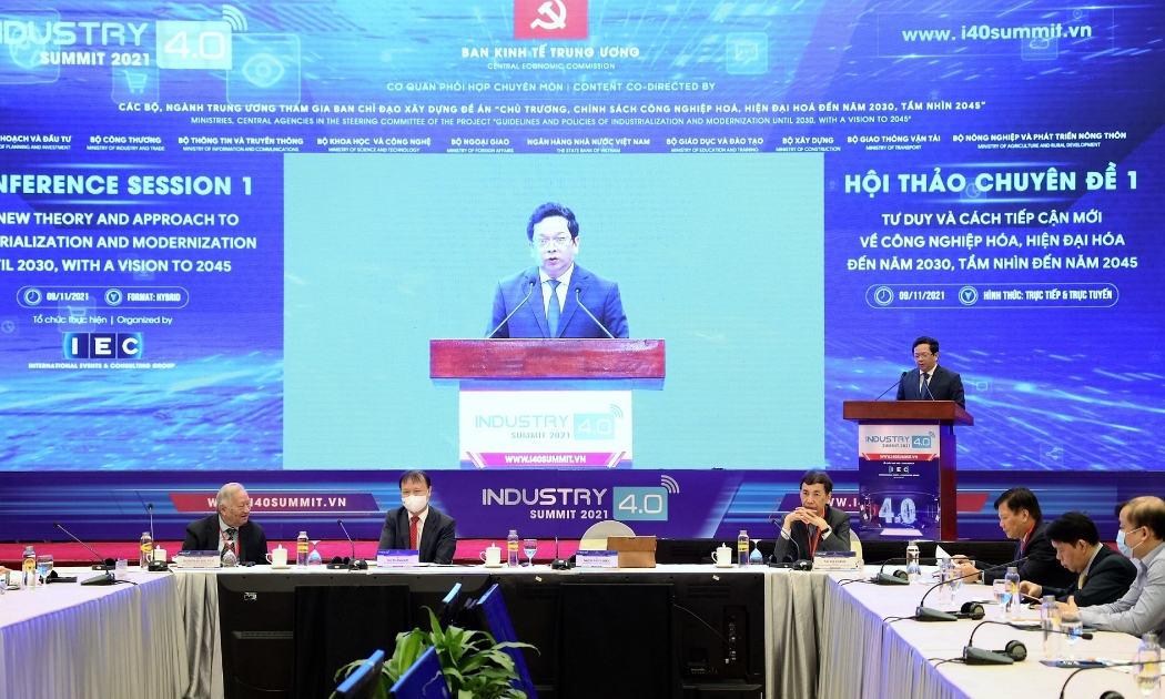 Hội thảo chuyên đề “Tư duy và cách tiếp cận mới về công nghiệp hóa, hiện đại hóa đến năm 2030, tầm nhìn đến năm 2045”.