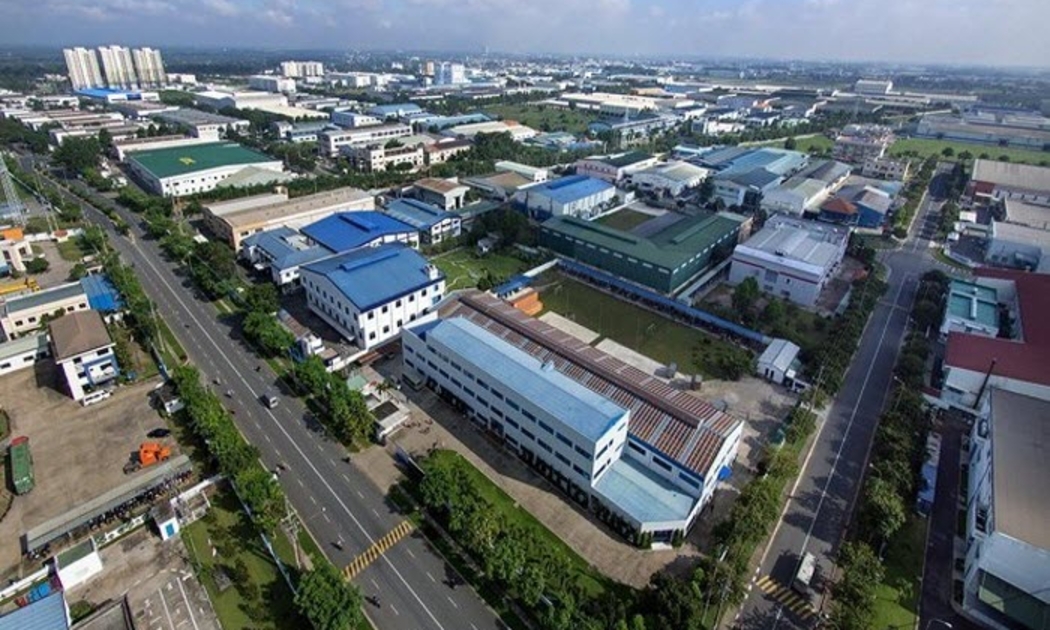Thuận An thu hút nhiều người đến sinh sống và làm việc nhờ có 3 khu công nghiệp lớn và trong bán kính 10km, dễ dàng tiếp cận với 15 khu công nghiệp khác.