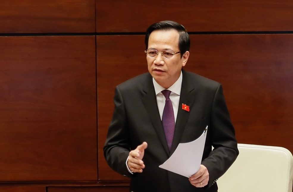 Bộ trưởng Bộ Lao động - Thương binh và Xã hội Đào Ngọc Dung trả lời chất vấn chiều 10/11. Ảnh - VGP. 