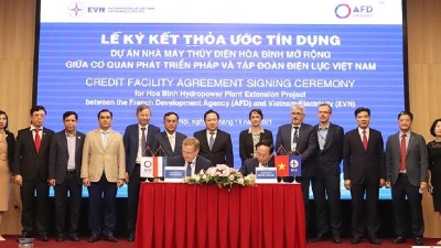 AFD lends $80mln to EVN for Hoa Binh hydropower expansion