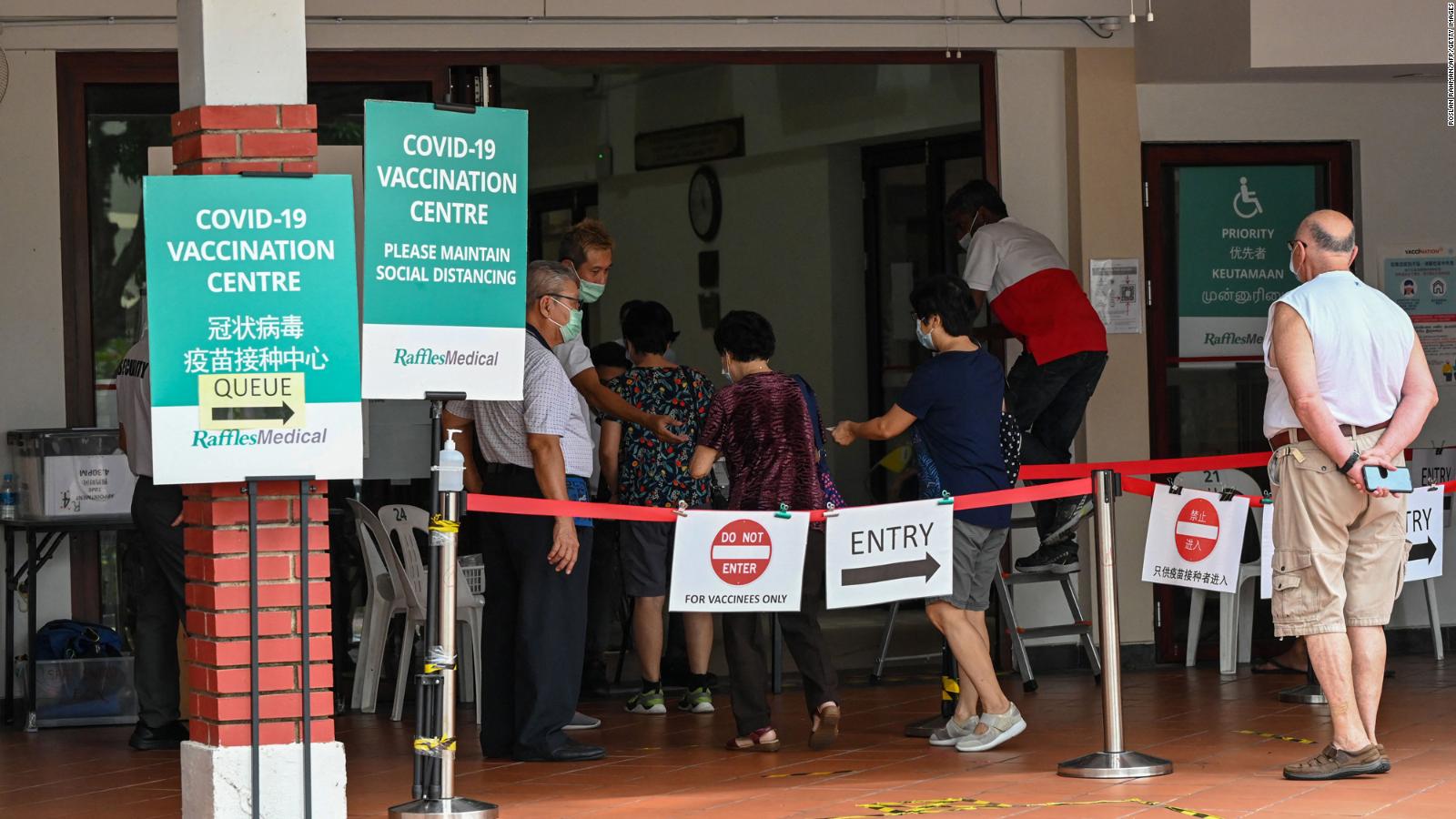 Du khách đã tiêm đủ vaccine chỉ phải xét nghiệm Covid-19 sau khi nhập cảnh, nếu âm tính sẽ không phải cách ly. 