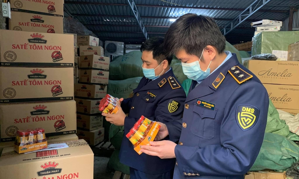 Lực lượng kiểm tra tại cơ sở