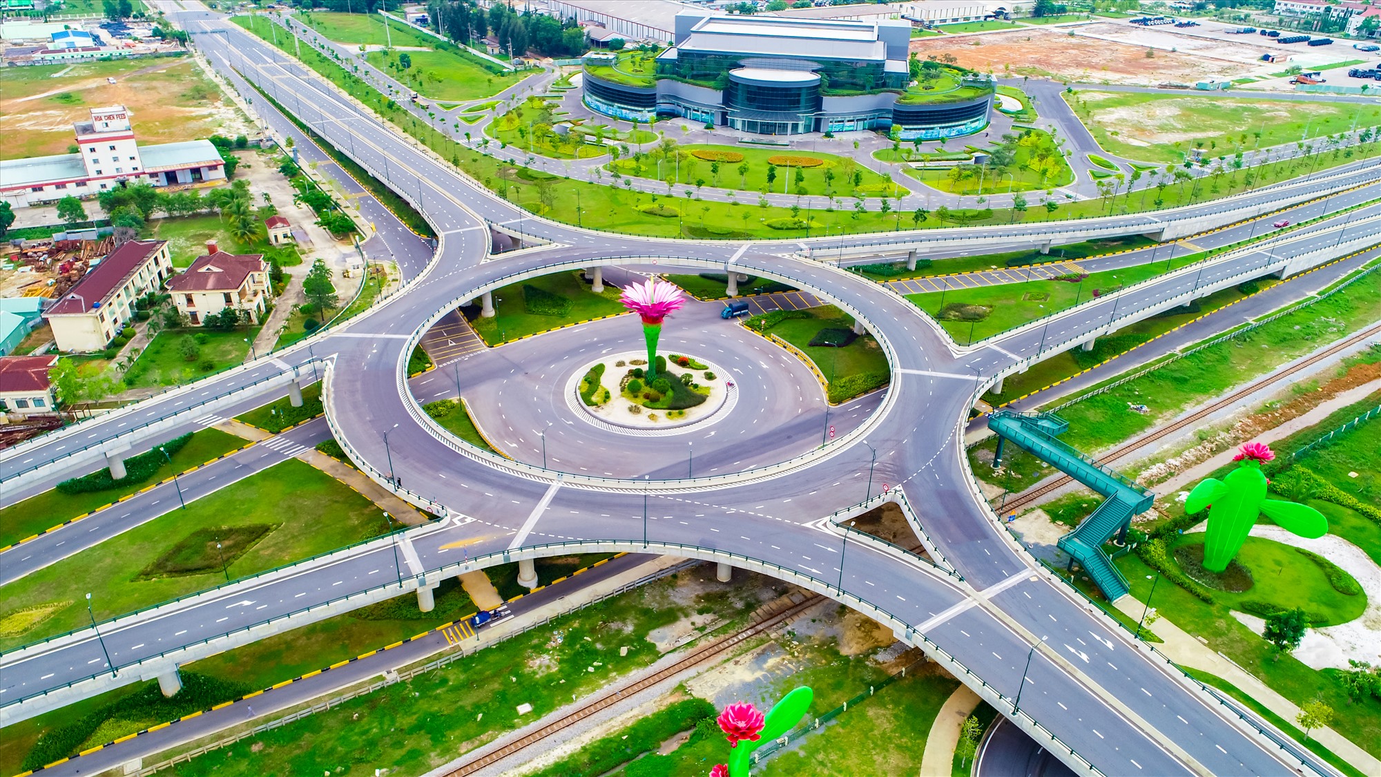 Khu Kinh tế mở Chu Lai, Quảng Nam tạo "cú hích” cho phát triển kinh tế khu vực miền Trung.