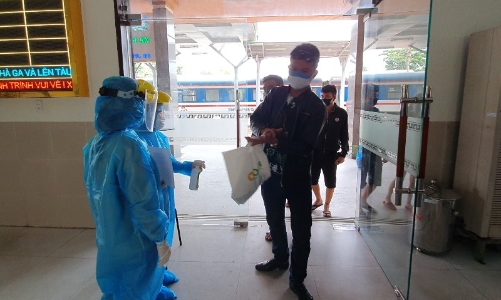 Hà Nội bỏ quy định cách ly tại nhà 7 ngày người về từ TP. HCM 