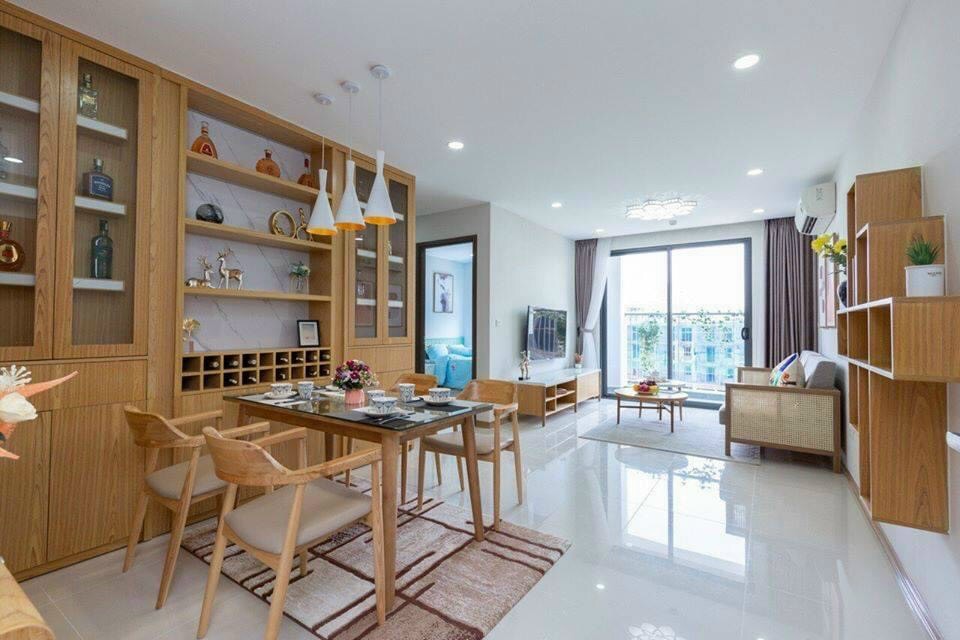 Các căn hộ tại Rose Town được thiết kế theo phong cách hiện đại, tiện nghi, bàn giao đầy đủ nội thất liền tường cao cấp.