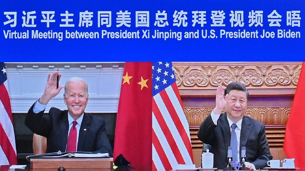 Cuộc gặp thượng đỉnh dài hơn 3 giờ đồng hồ của Tổng thống Mỹ Joe Biden và Chủ tịch Trung Quốc Tập Cận Bình vào tối ngày 15/11 (theo giờ Mỹ) - Ảnh: AP