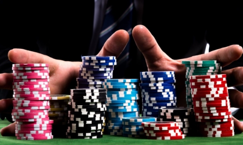 “Nhiều cổ phiếu đầu cơ đã vượt xa giá trị thực của doanh nghiệp, rủi ro lớn”