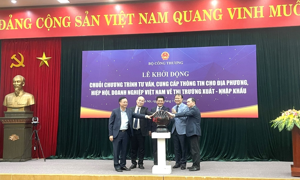 Lễ khởi động Chuỗi chương trình tư vấn cho doanh nghiệp 