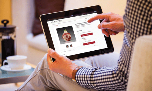 Đấu giá trực tuyến “tiếp lửa” tiêu dùng xa xỉ