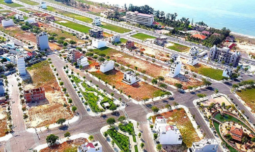 Sở Tư pháp Bình Thuận yêu cầu phòng công chứng tạm dừng giao dịch với bốn doanh nghiệp liên quan đến điều tra