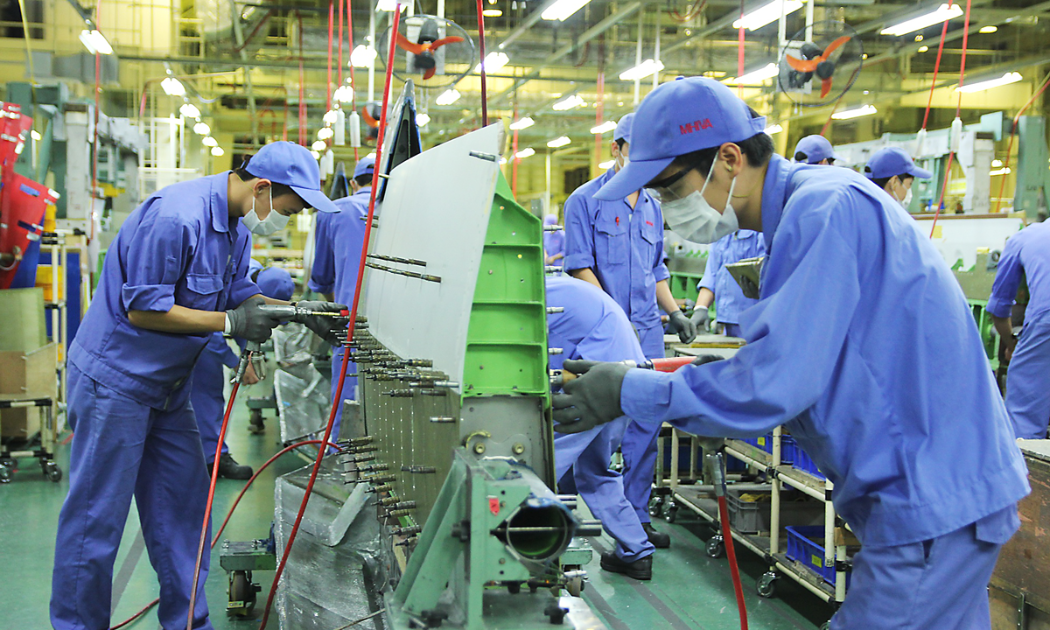 Vốn FDI vẫn tiếp tục chảy vào Việt Nam bất chấp “vòng xoáy” của dịch Covid-19.