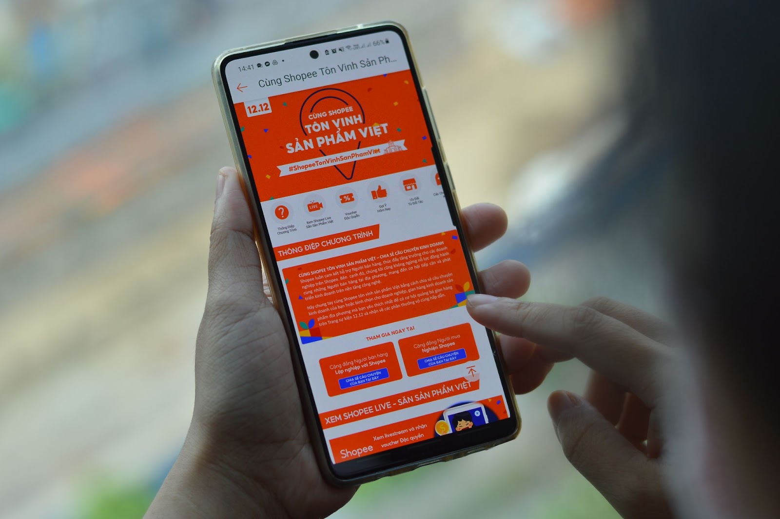 “Cùng Shopee tôn vinh sản phẩm Việt” ra đời như một sự tiếp nối để khẳng định thêm những giá trị mà Shopee mong muốn đóng góp cho cộng đồng. Chương trình kéo dài từ nay đến ngày 12/12, nằm trong chuỗi các hoạt động hướng đến 12/12 Sale sinh nhật trên Shopee.