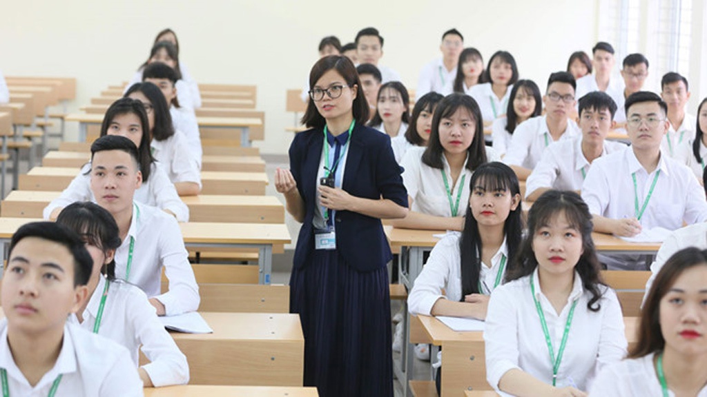 Giảng viên được cử đi học tiến sĩ, thạc sĩ phải bồi hoàn kinh phí nếu không quay về trường làm việc.