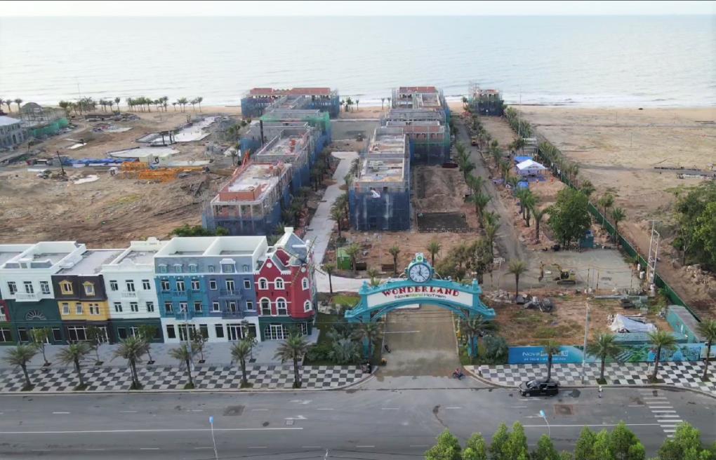 Công trường Novaworld Ho Tram - phân kỳ Wonderland. Ảnh: APGCons.