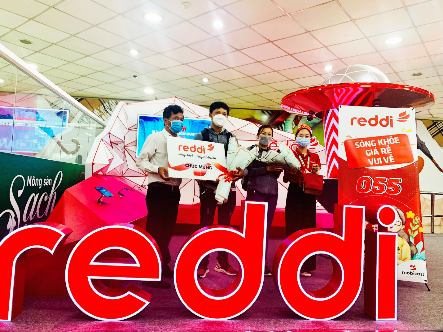 Reddi được ra mắt tại các siêu thị của Masan với cách thức không quá ồn ào